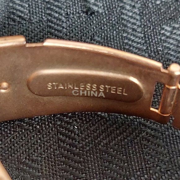 NIB INC INTERNATIONAL CONCEPTS ROSE GOLD-TONE BRACELET WATCH - Picture 11 of 16